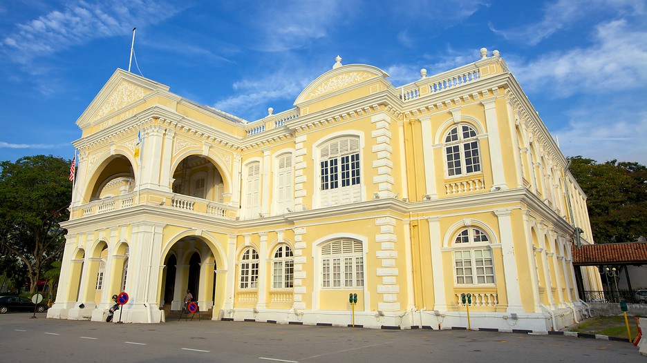 Penang City Hall 41342lexussuitespenang - Top 10 Colonial Structures in Penang, Malaysia