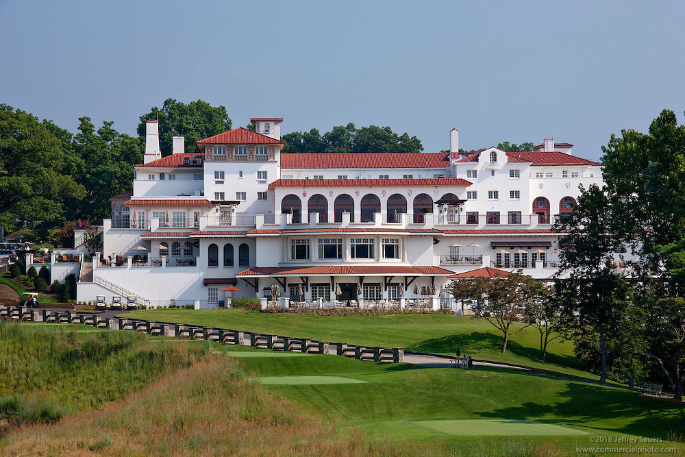 Congressional Country Club Clubhouse Photo from Golf Course R078659 - Colonial Clubhouse: Architectural Digest's Most Beautiful Golf Clubhouses in America