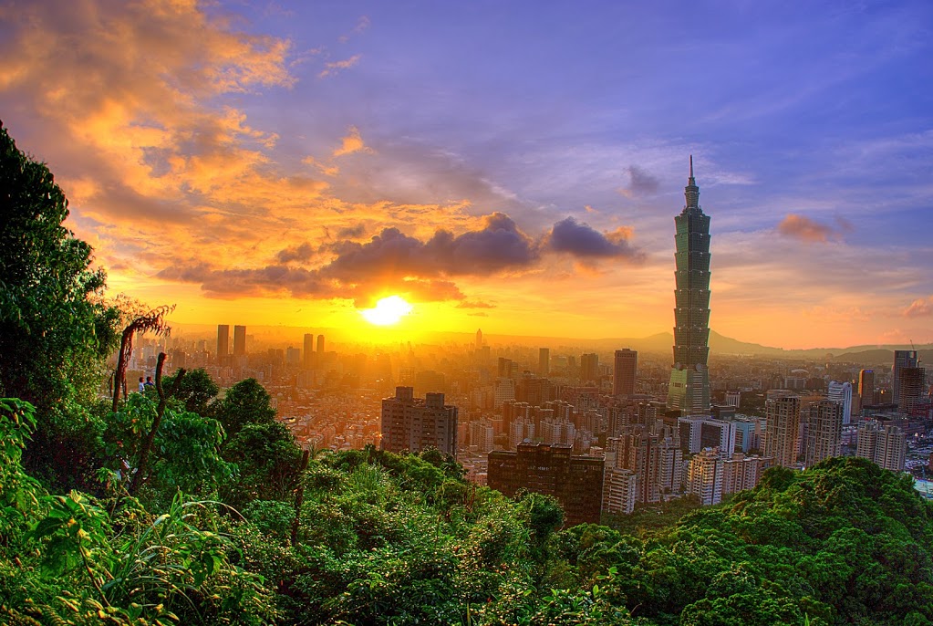 taipei - Round Formosa: A Complete Guide to Hitchhiking in Taiwan